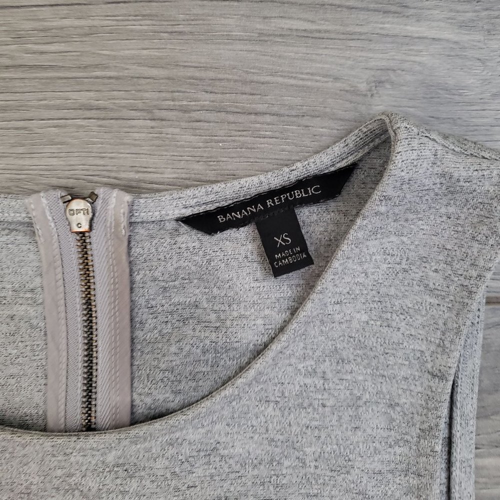 Banana Republic Sleeveless Layered Hem Tank Top XS - Picture 6 of 12